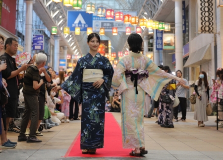 天文館六月灯ゆかた祭り　ゆかたファッションショー