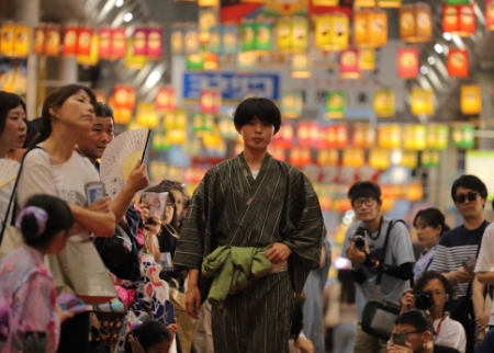 天文館六月灯ゆかた祭り　ゆかたファッションショー